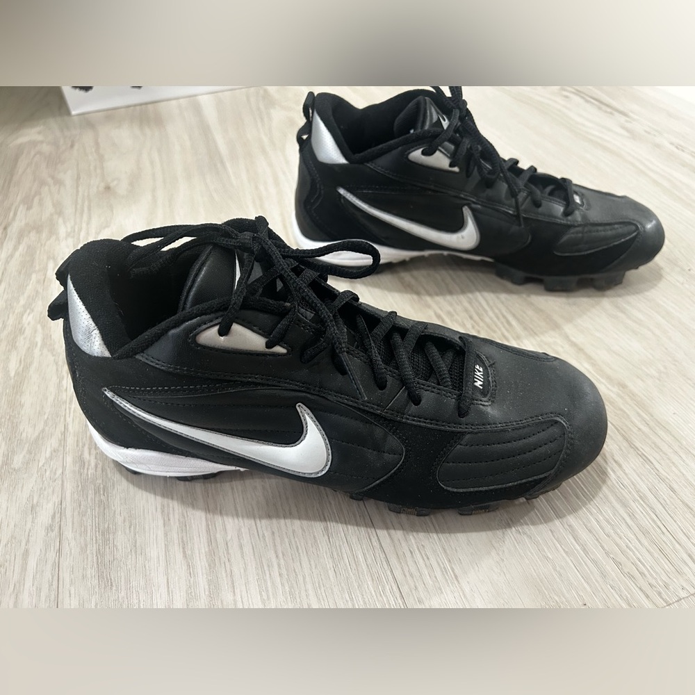 Nike cleats- women’s